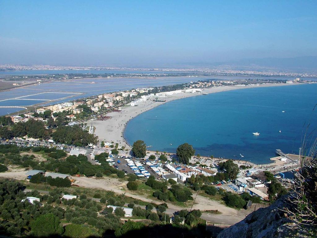### Sulla Al Poetto ### Apartment Cagliari
