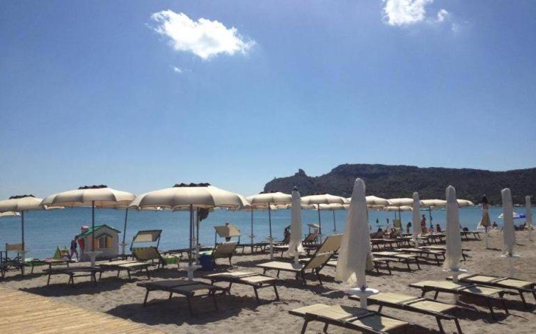 ### Sulla Al Poetto ### Apartment *